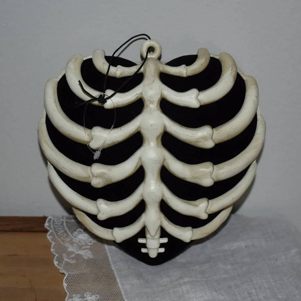 Gothic Black Velvet Skelton Bone Ribcage Heart 6